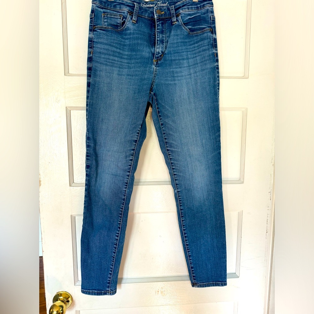 Universal Thread skinny jeans, size 10